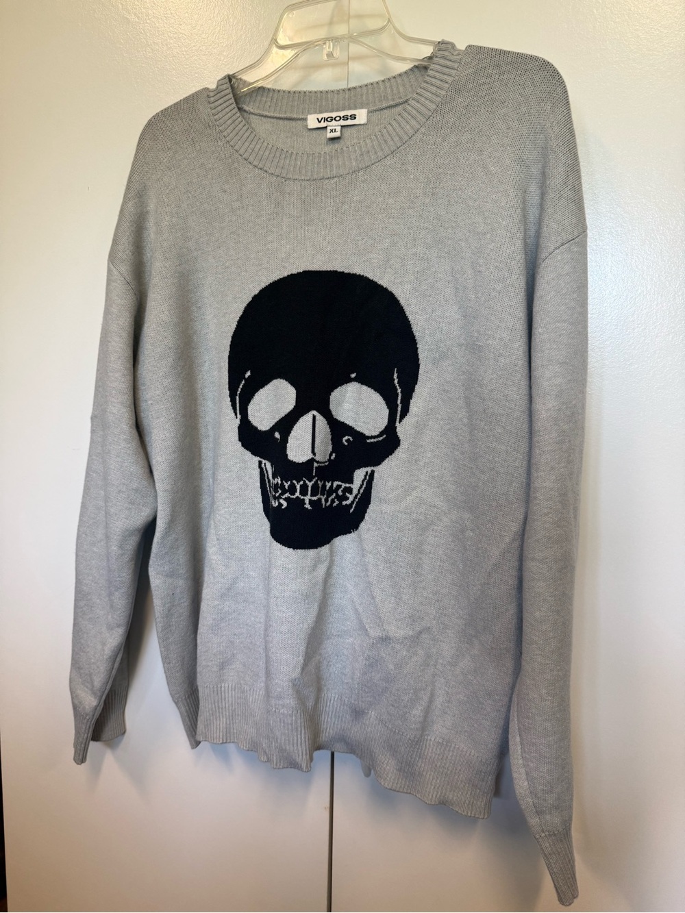 NWOT Vigoss Light Gray Crewneck Sweater with skull - Halloween, fall.